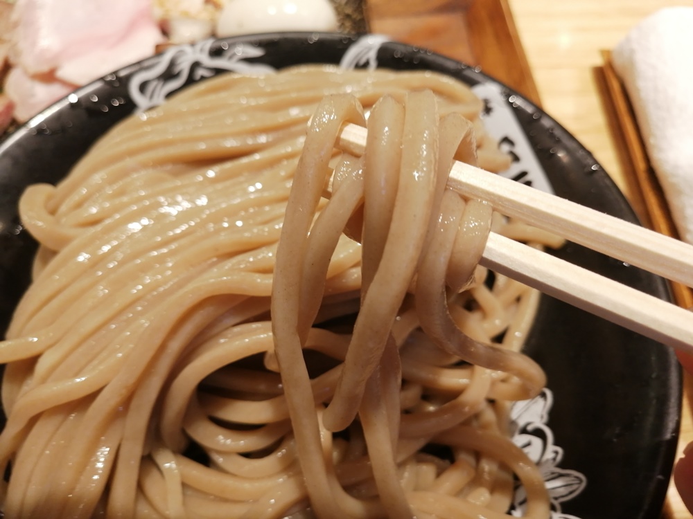 松戸のラーメン屋語るうえで欠かせないお店 中華蕎麦とみ田 のつけ麺を完全解剖 整理券の貰う際のポイントなどをご紹介します ロカスポ松戸市版 ろかまつ